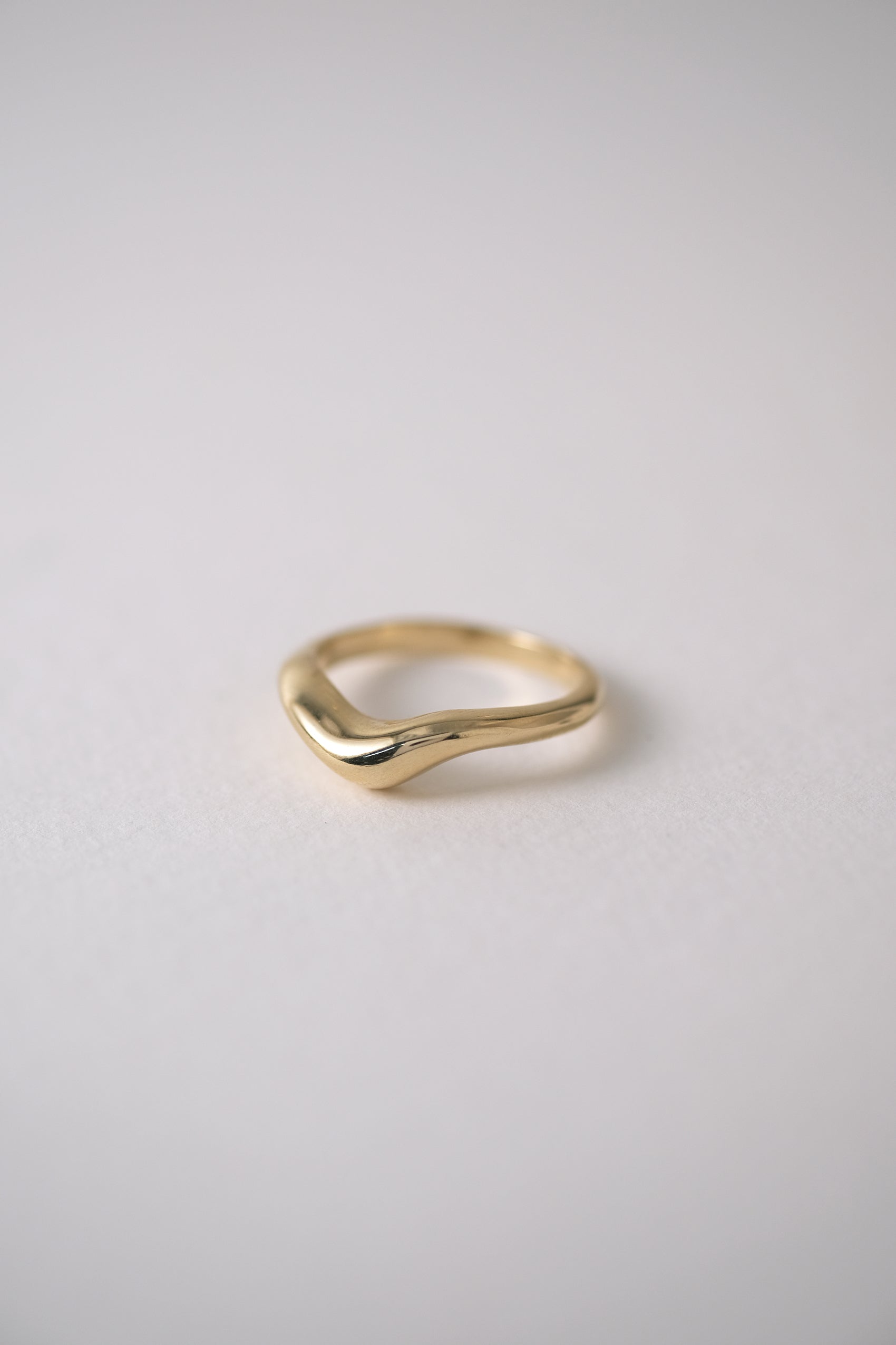 FLOW II RING - Ruby Star