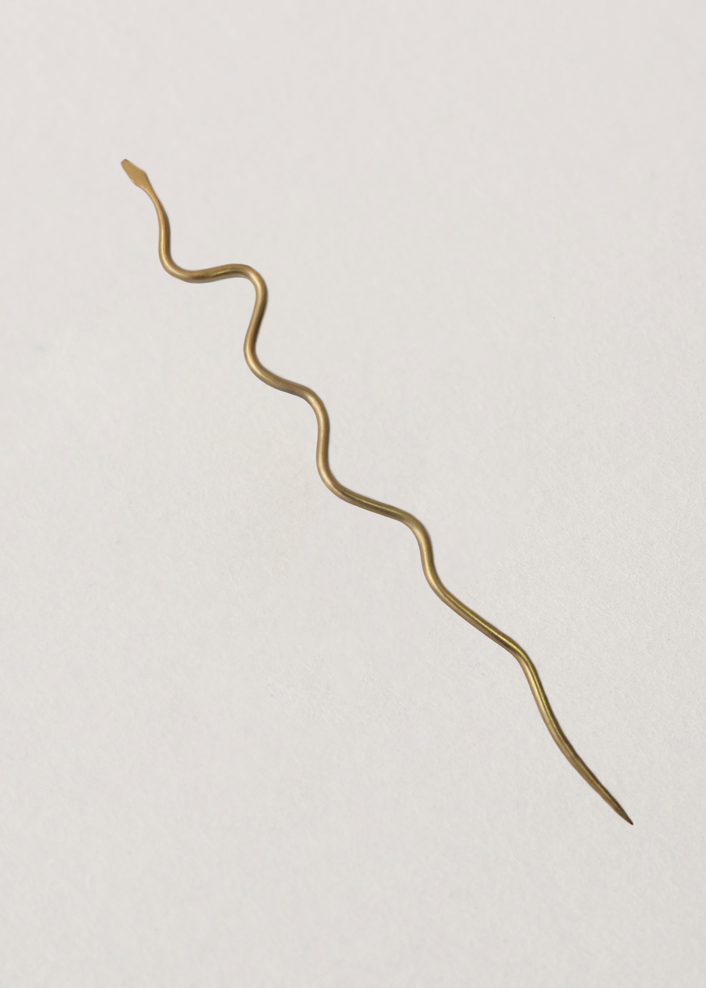 SERPENT HAIRSTICK - Ruby Star