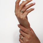 GOLD CURVE II RING - Ruby Star