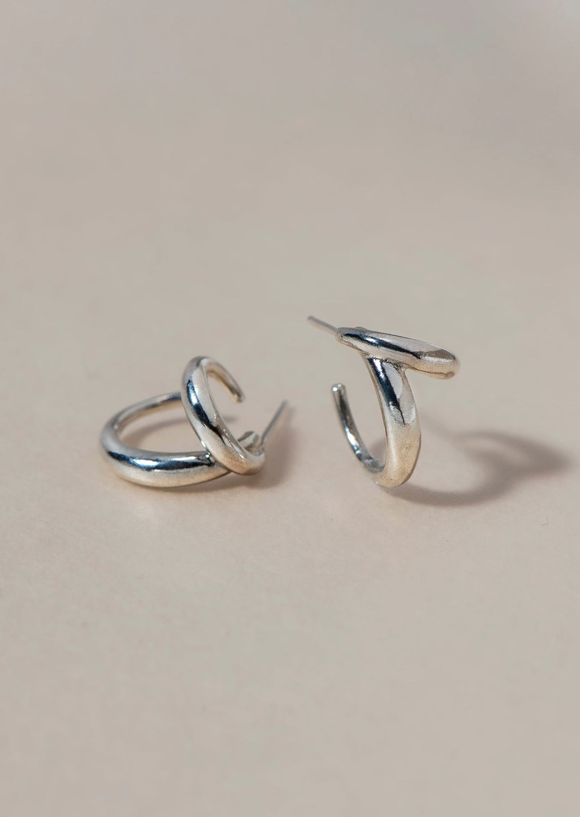 DUO EARRING - Ruby Star