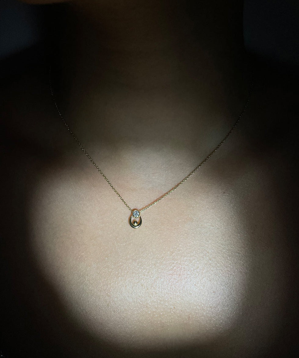 LUNA NECKLACE - Ruby Star