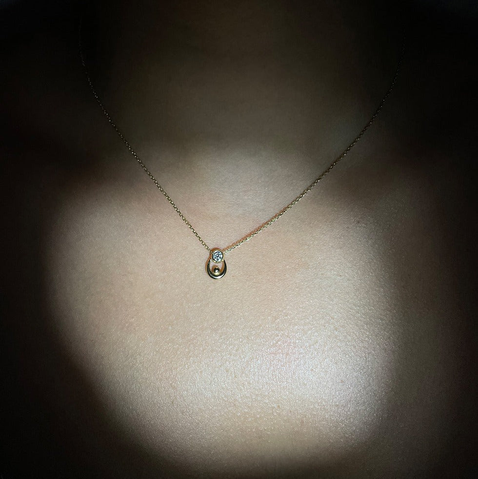 LUNA NECKLACE - Ruby Star