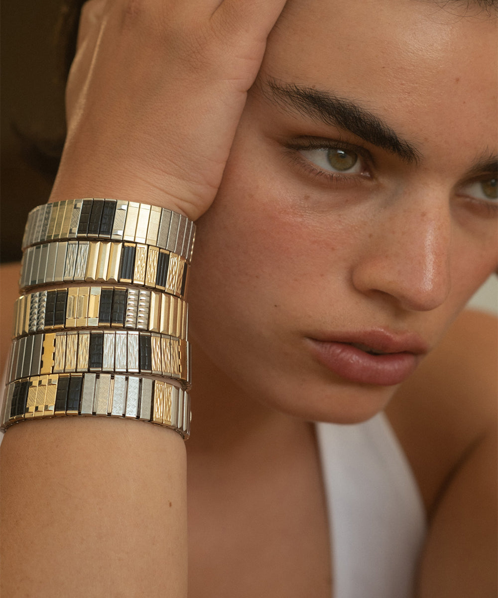 MIX COLOR BANDS BRACELET - Ruby Star