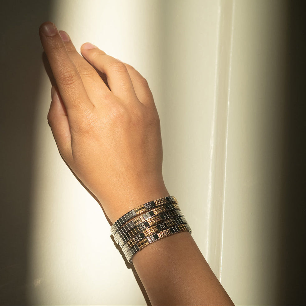 THIN MIX COLOR BANDS BRACELET - Ruby Star