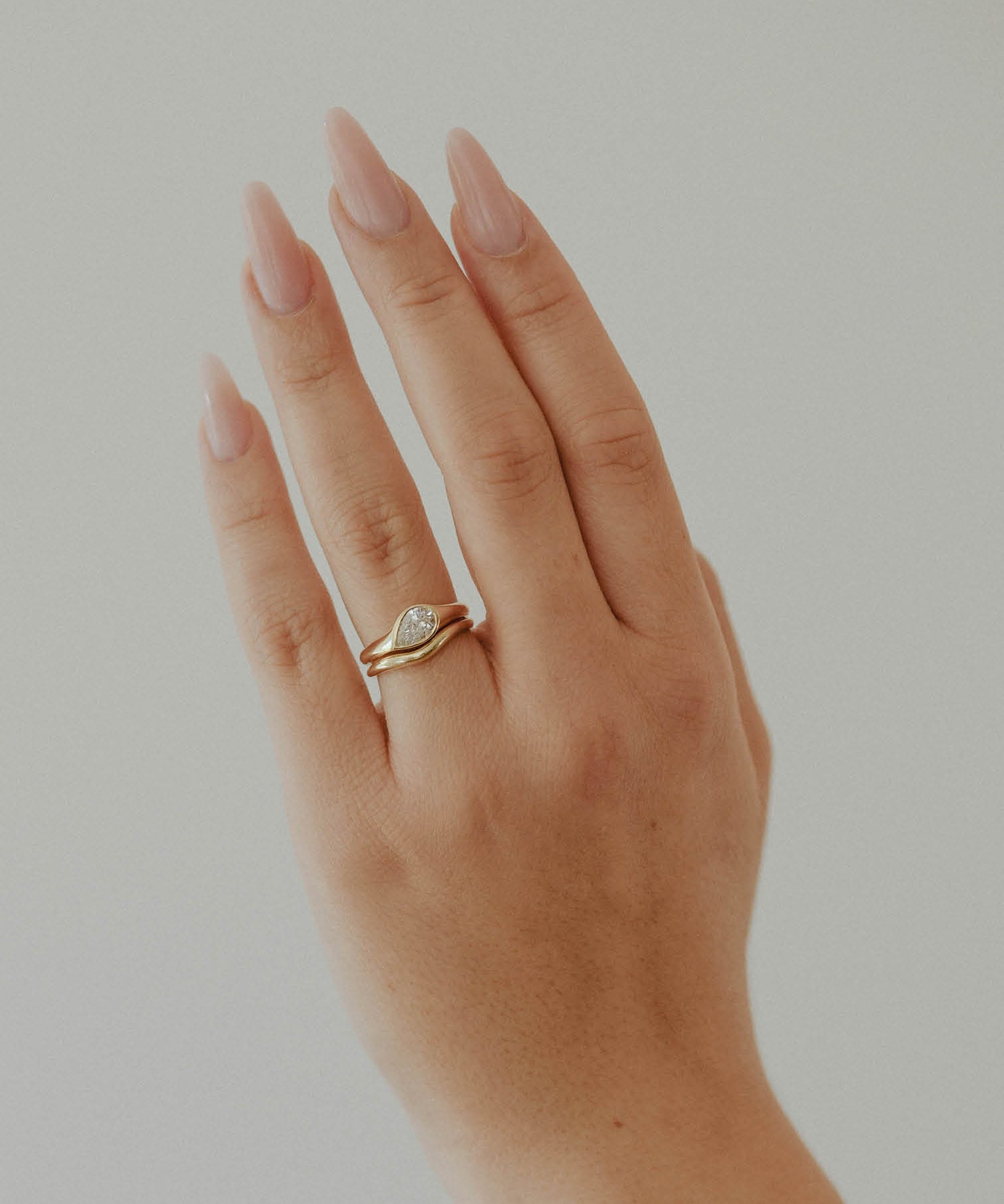 LIGHT FLOW ll - Ruby Star