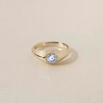 CLASSIC ORO
A refined interpretation of the classic gypsy ring, defined by soft curves and sculptural simplicity. The flush-set diamond integrates seamlessly into the gold form.
The CLASSIC ORO is a 14K solid gold Fine Jewelry engagement ring designed for everyday wear. Minimal, timeless, and effortlessly balanced.
Handcrafted in the Ruby Star studio as a modern heirloom piece.
Details:
• 0.50ct diamond (white / lab-grown / champagne)
• Flush setting
• 14K solid gold
• Handmade fine jewelry
• Sculptural min
