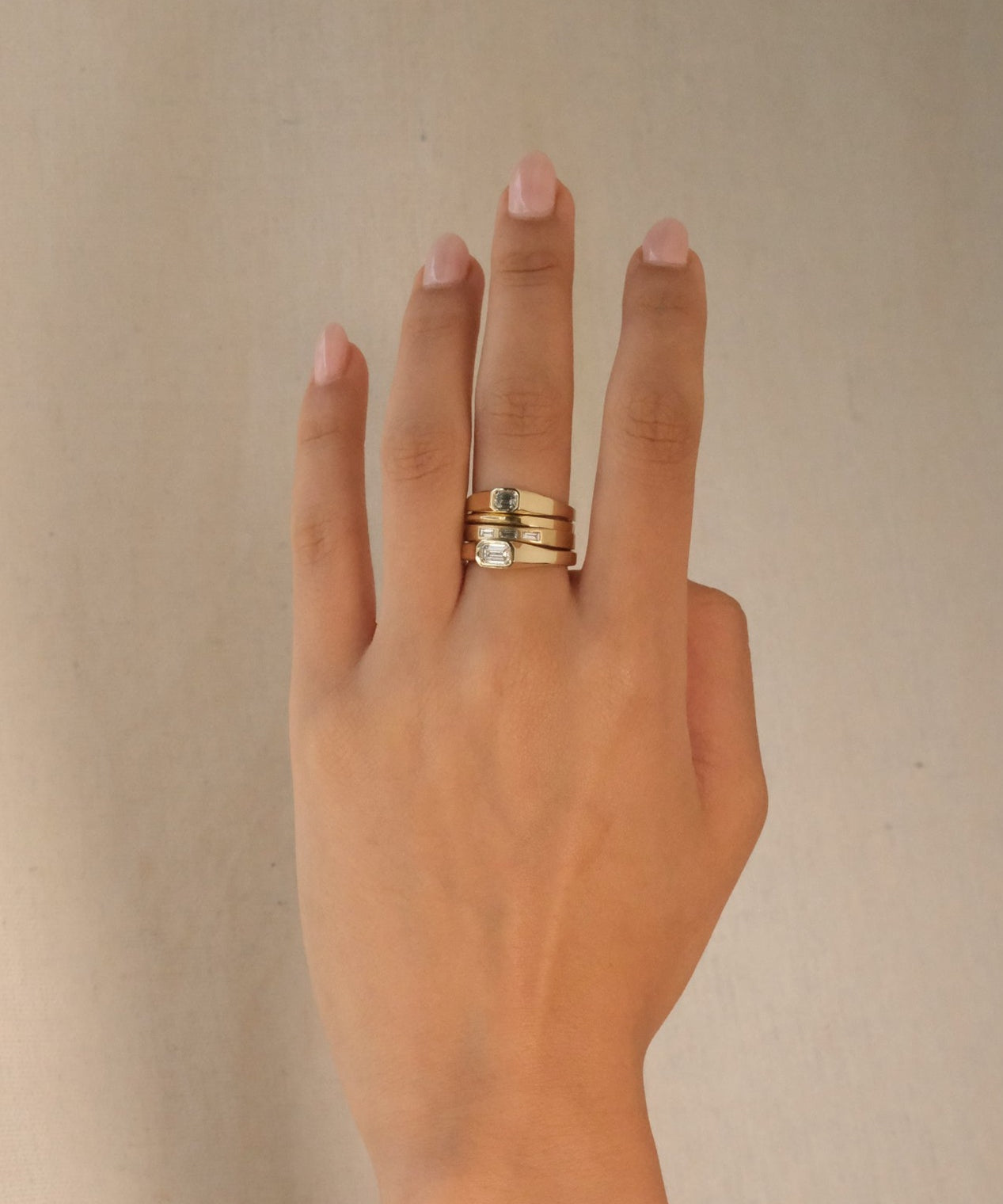 RISE RING - Ruby Star