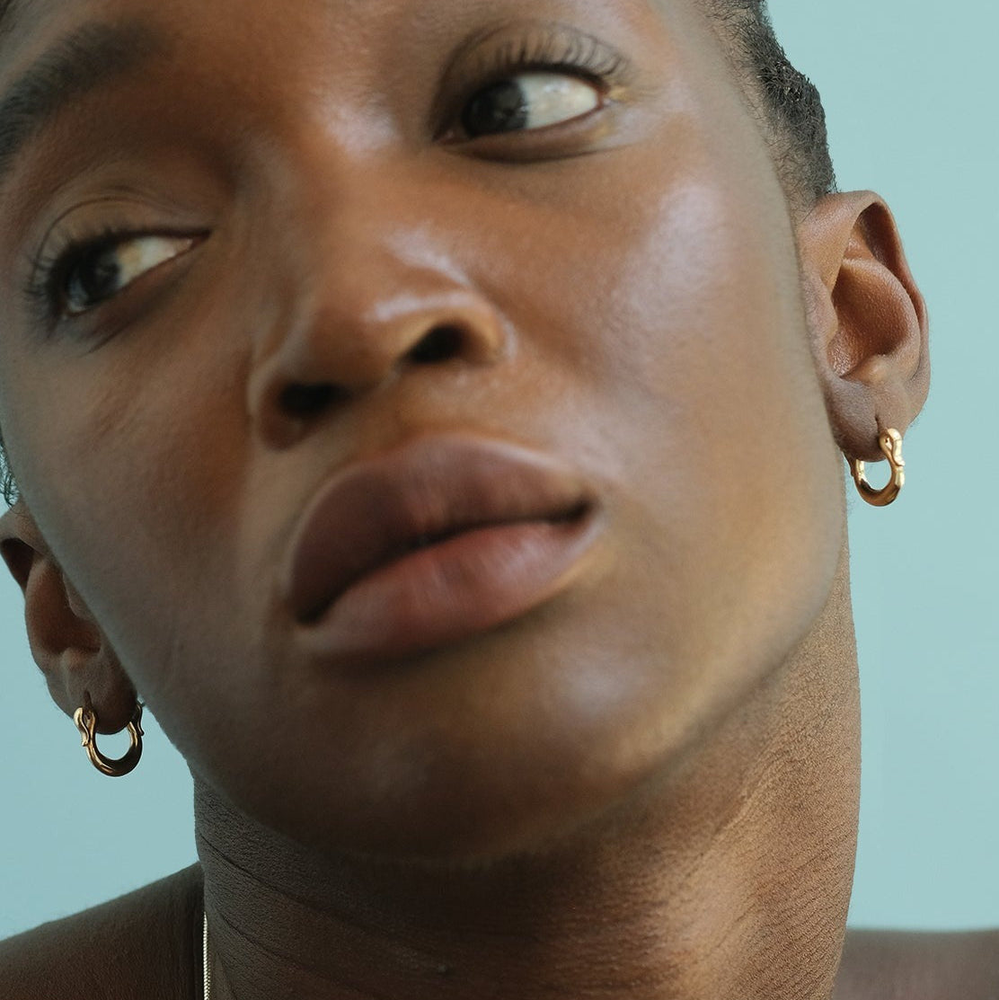 GOLD NEXUS EARRING - Ruby Star