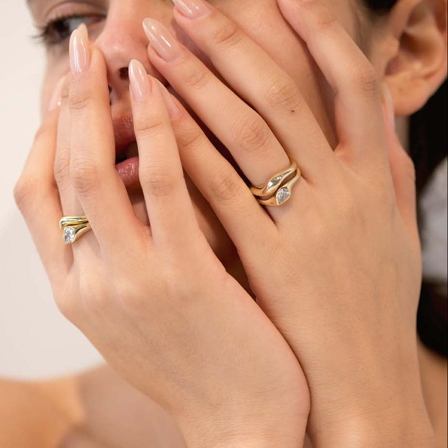 DIAMOND DROP I - Ruby Star