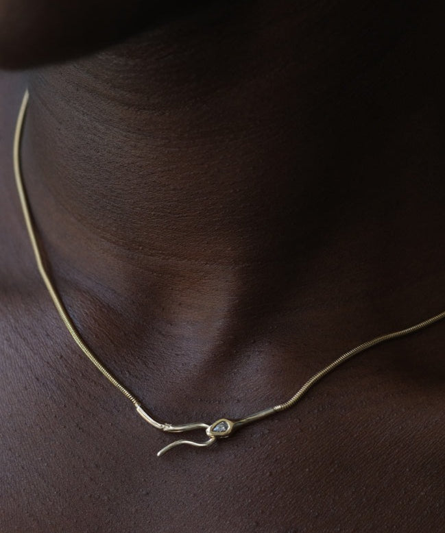 GOLD SNAKE NECKLACE - Ruby Star