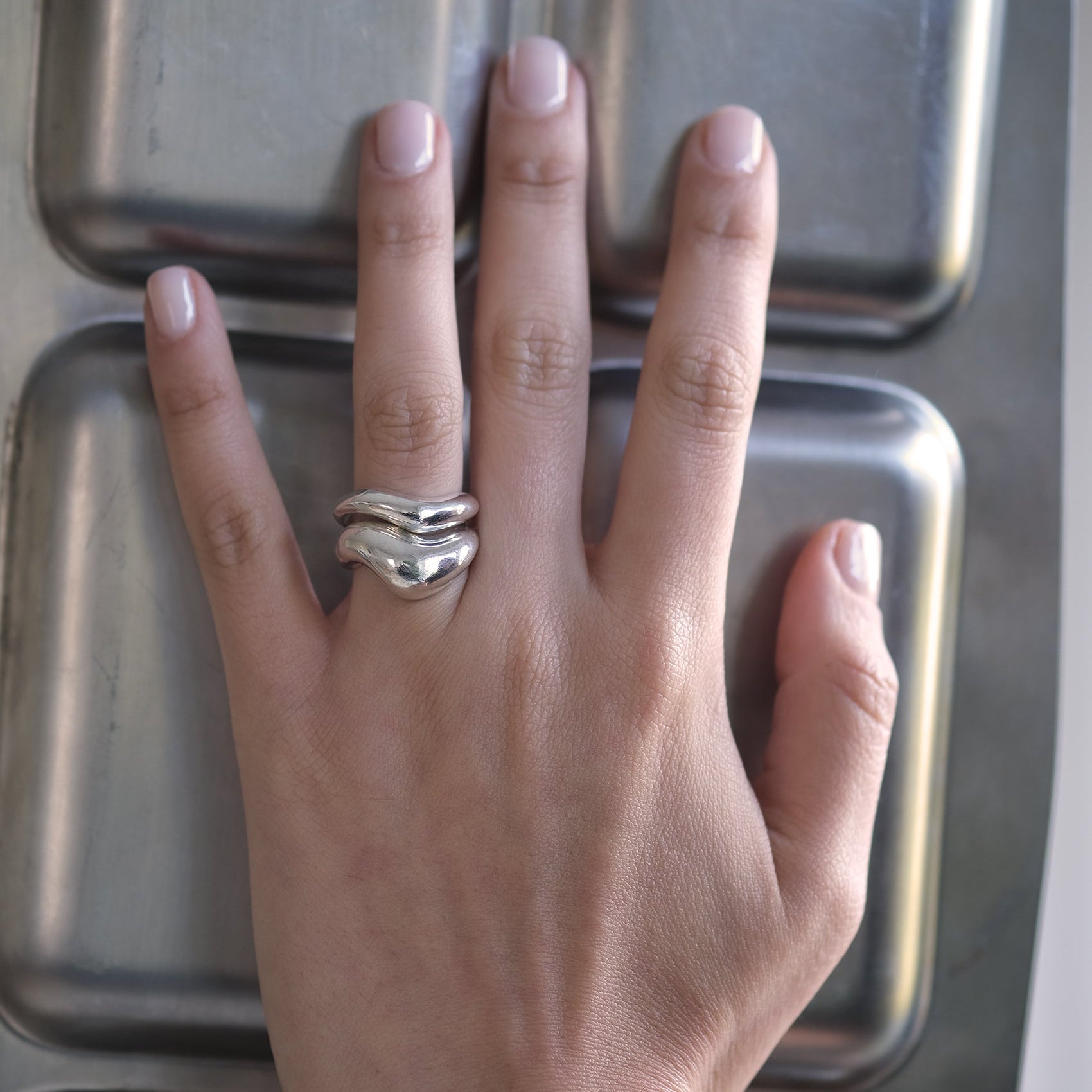 CHUNKY COIL RING - Ruby Star