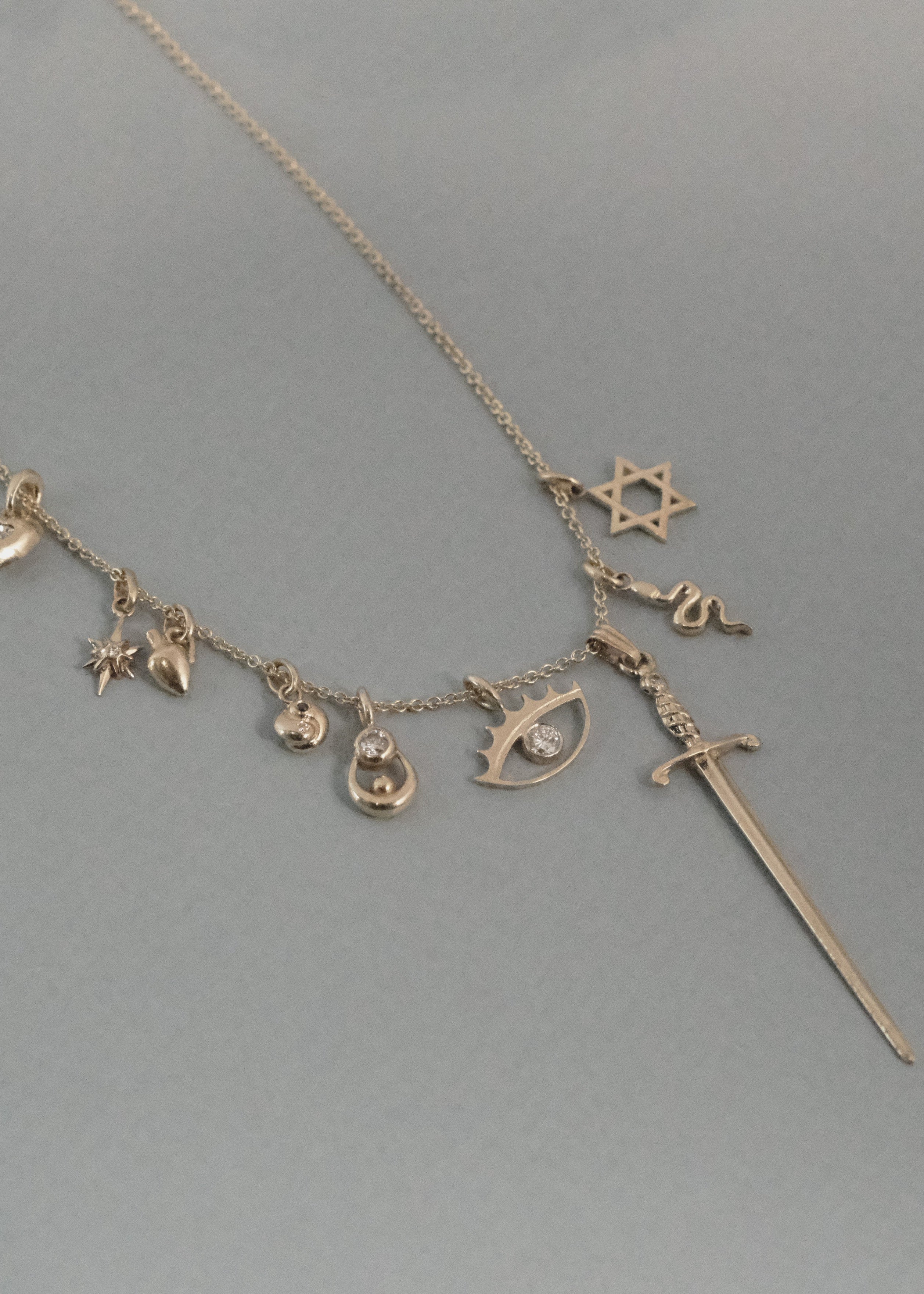 LUNA PENDANT - Ruby Star