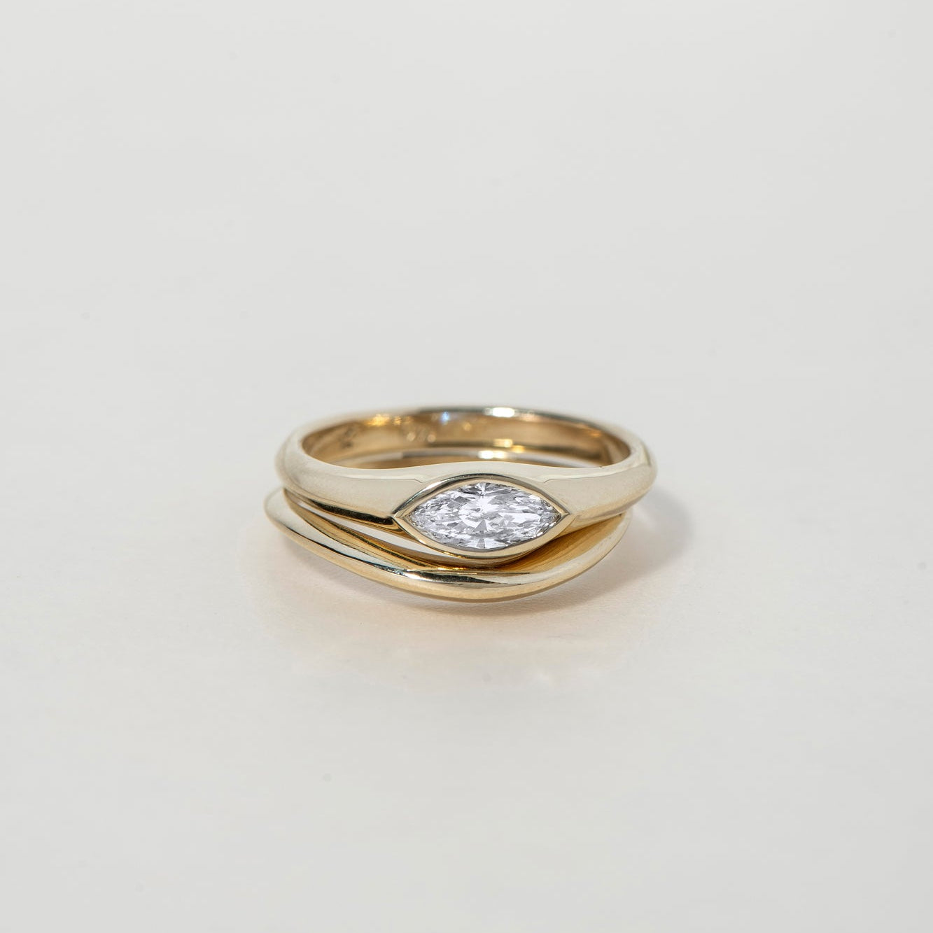 FORMA RING - Ruby Star