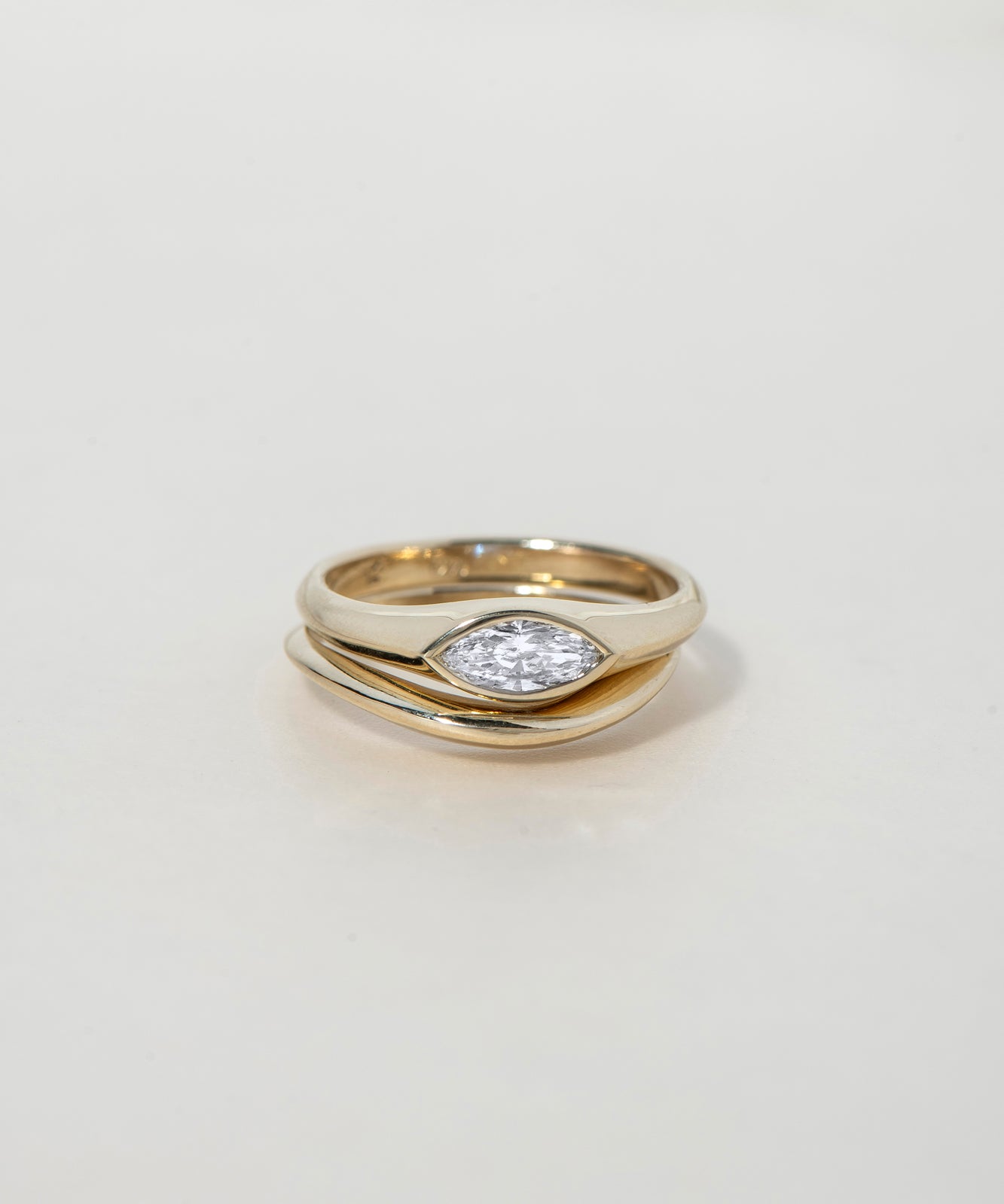 FORMA RING - Ruby Star