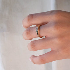 FAY RING
A minimalist signet-style engagement ring where the marquise diamond becomes part of a seamless gold structure.
The FAY RING is a 14K solid gold Fine Jewelry piece that embodies softness, strength, and sculptural clarity.
Handcrafted in the Ruby Star studio as a modern heirloom engagement ring.
Details:
• 0.40ct marquise diamond (natural or lab-grown)
• Bezel setting
• 14K solid gold
• Handmade fine jewelry
• Minimal sculptural design
A luxury engagement ring for those drawn to clean lines and time