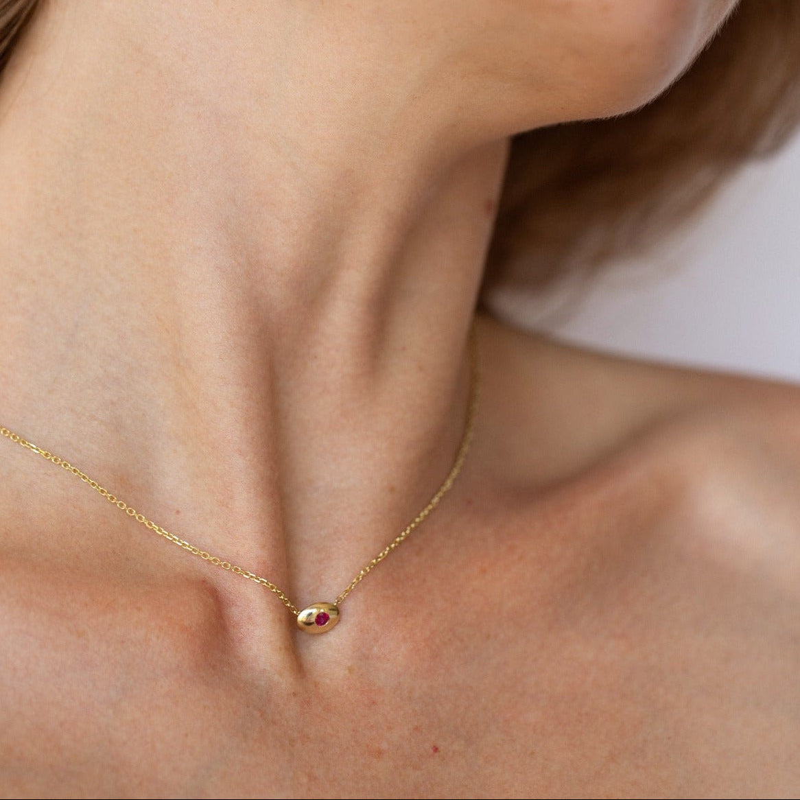 RUBY PEBBLE EYE NECKLACE - Ruby Star