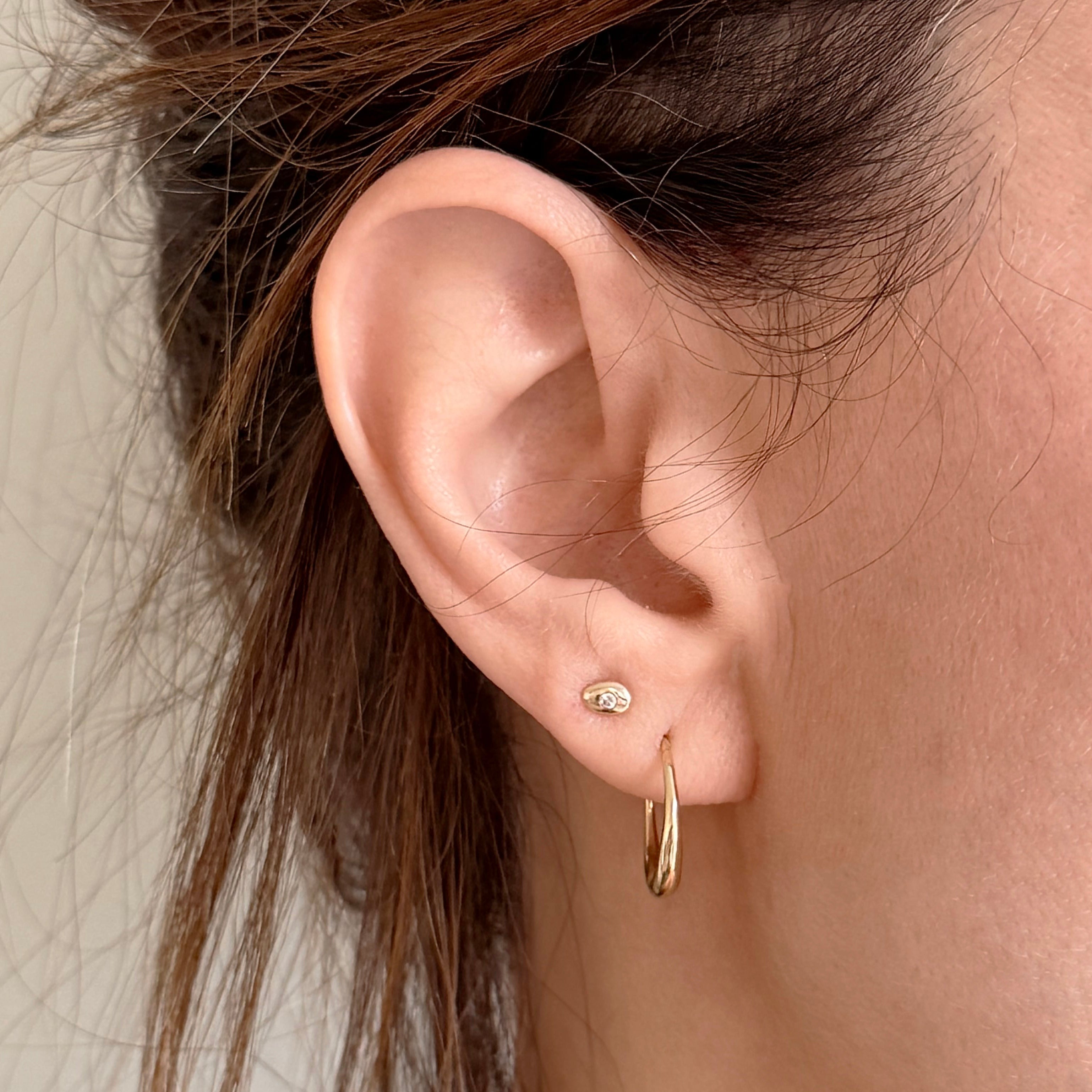 MINI LUNE EARRINGS - Ruby Star