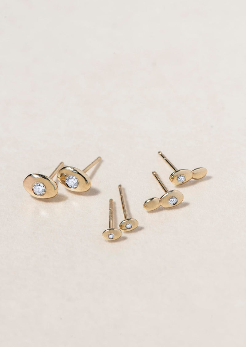 SMALL PEBBLE STUD - Ruby Star