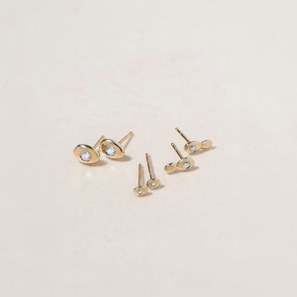 GOLD PEBBLE STUD - Ruby Star