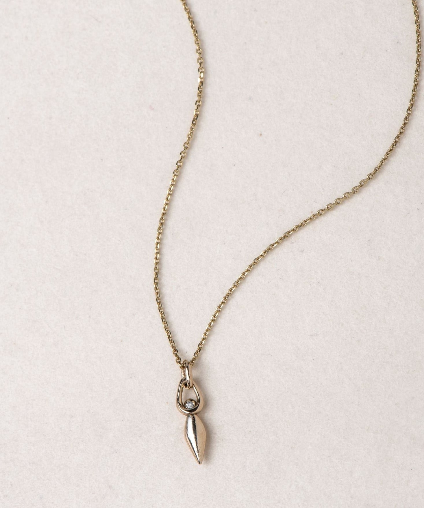 MOON GODDESS - Ruby Star