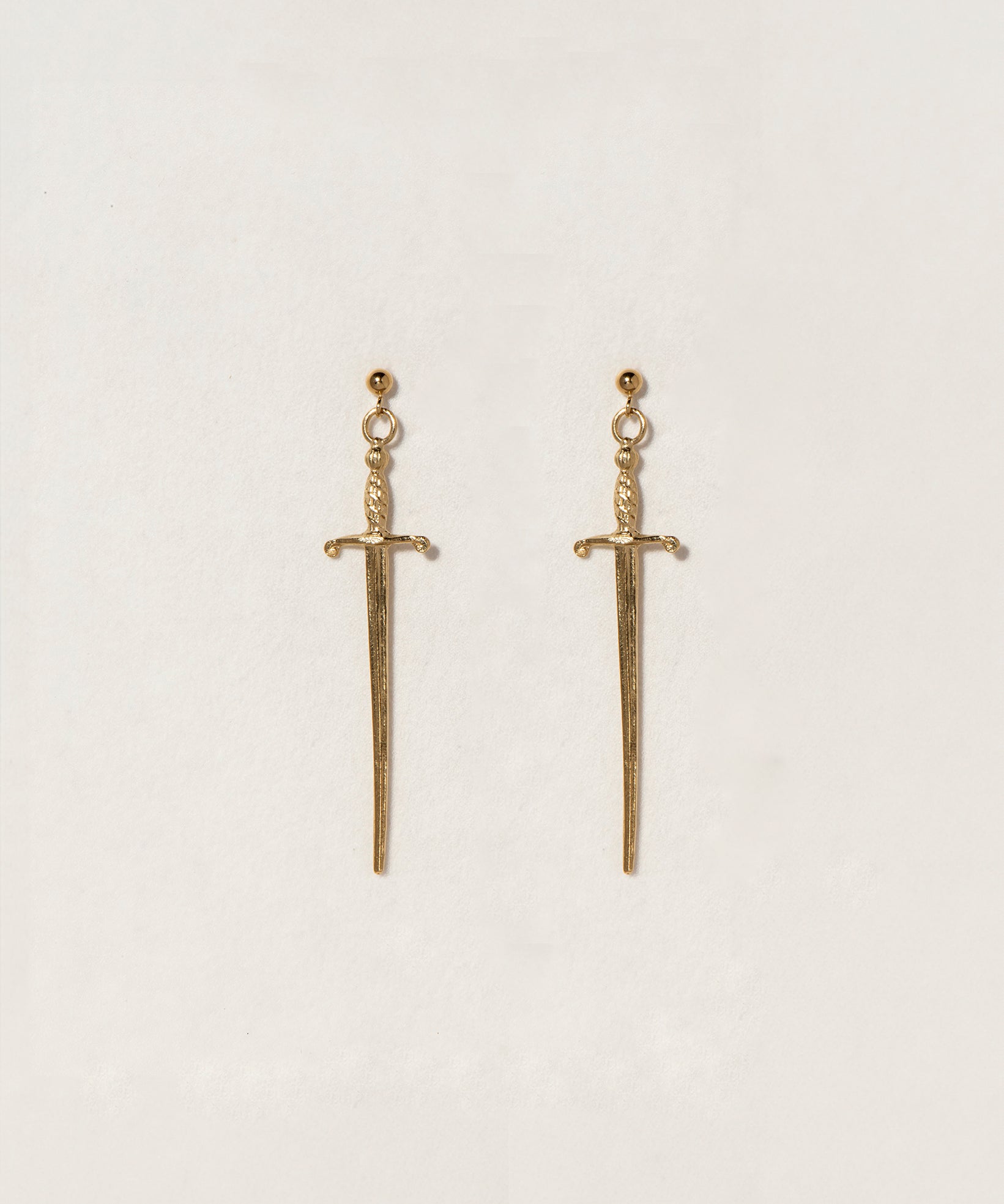 SWORD EARRING - Ruby Star