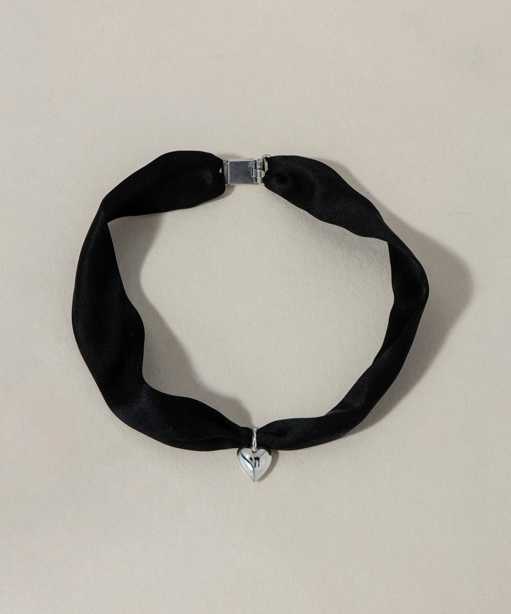 Black Silk לב חי - Ruby Star