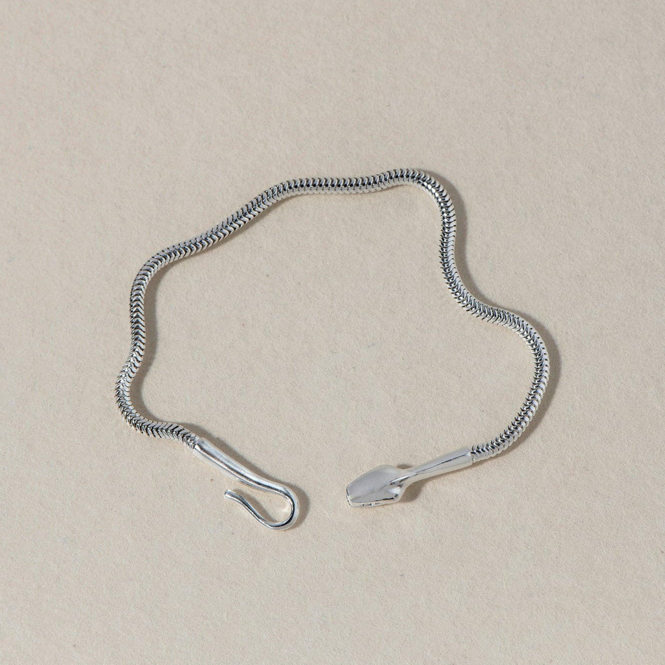 SNAKE BRACELET - Ruby Star