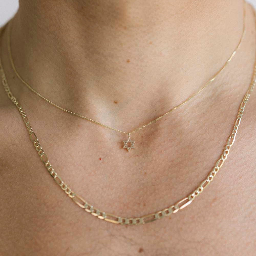 GOLD GOURMETTE CHAIN #2 - Ruby Star