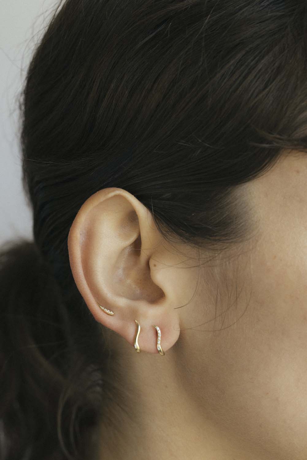 MID TAILS EARRING - Ruby Star