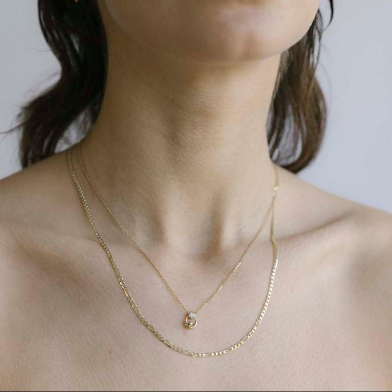 GOLD GOURMETTE CHAIN #1 - Ruby Star