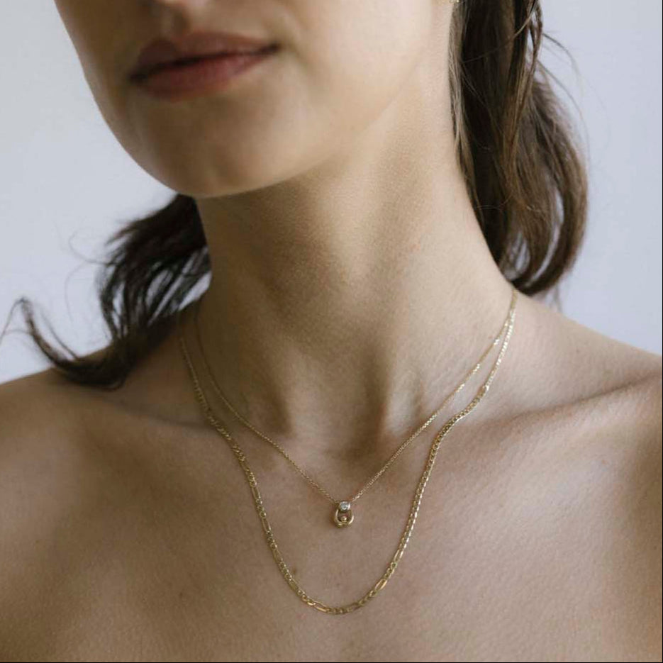 GOLD GOURMETTE CHAIN #1 - Ruby Star