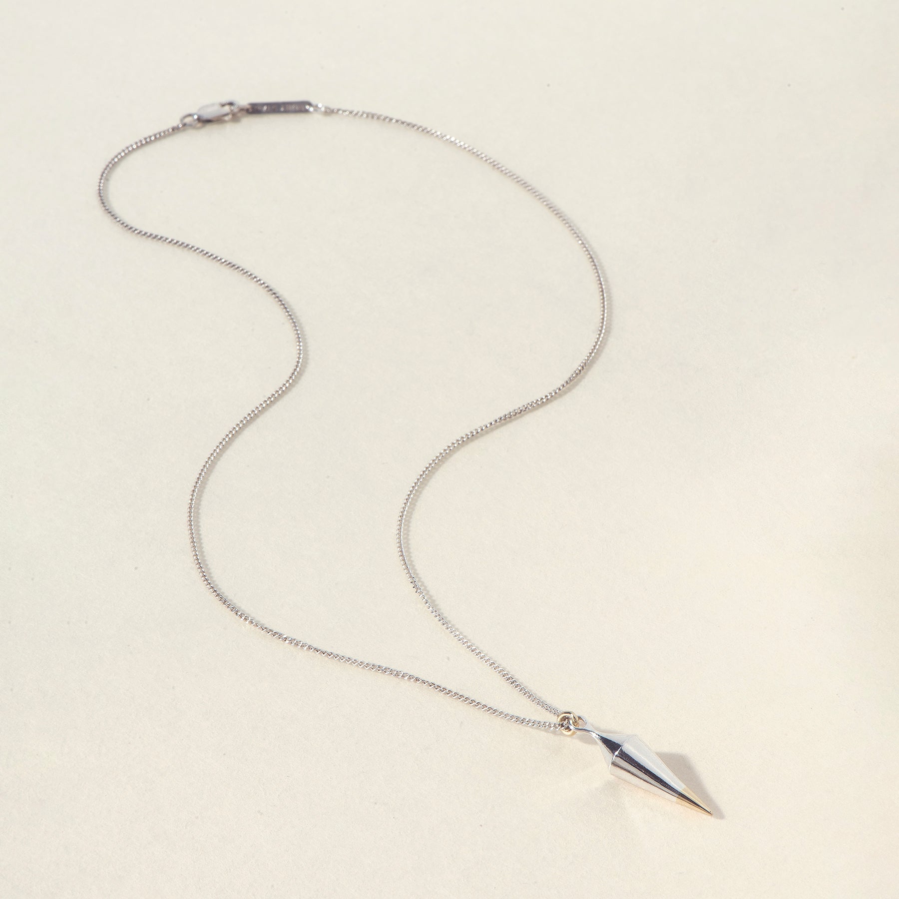 PIVOT NECKLACE - Ruby Star
