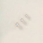 DIAMOND DOT STUD - Ruby Star