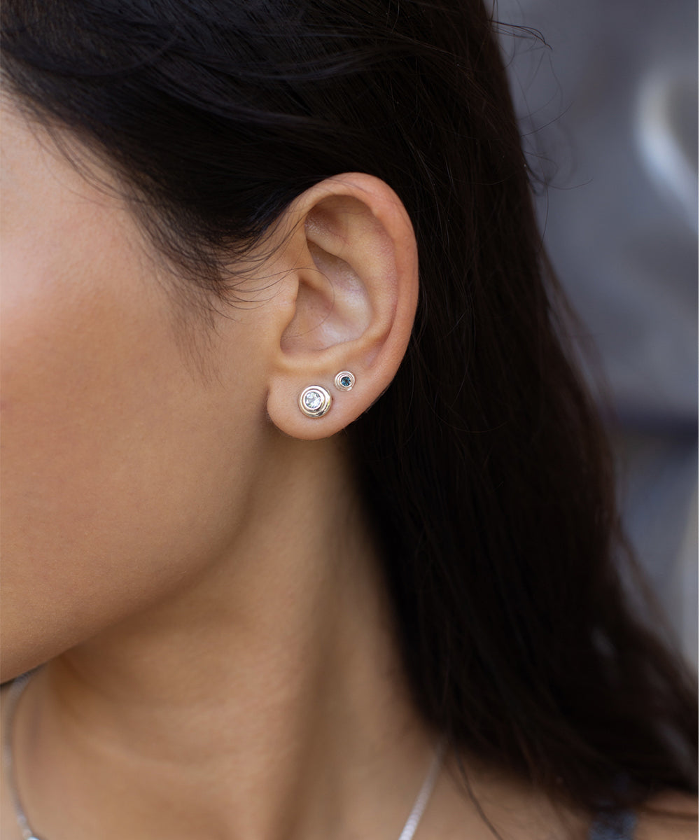 SILVER ROLL EARRING - Ruby Star