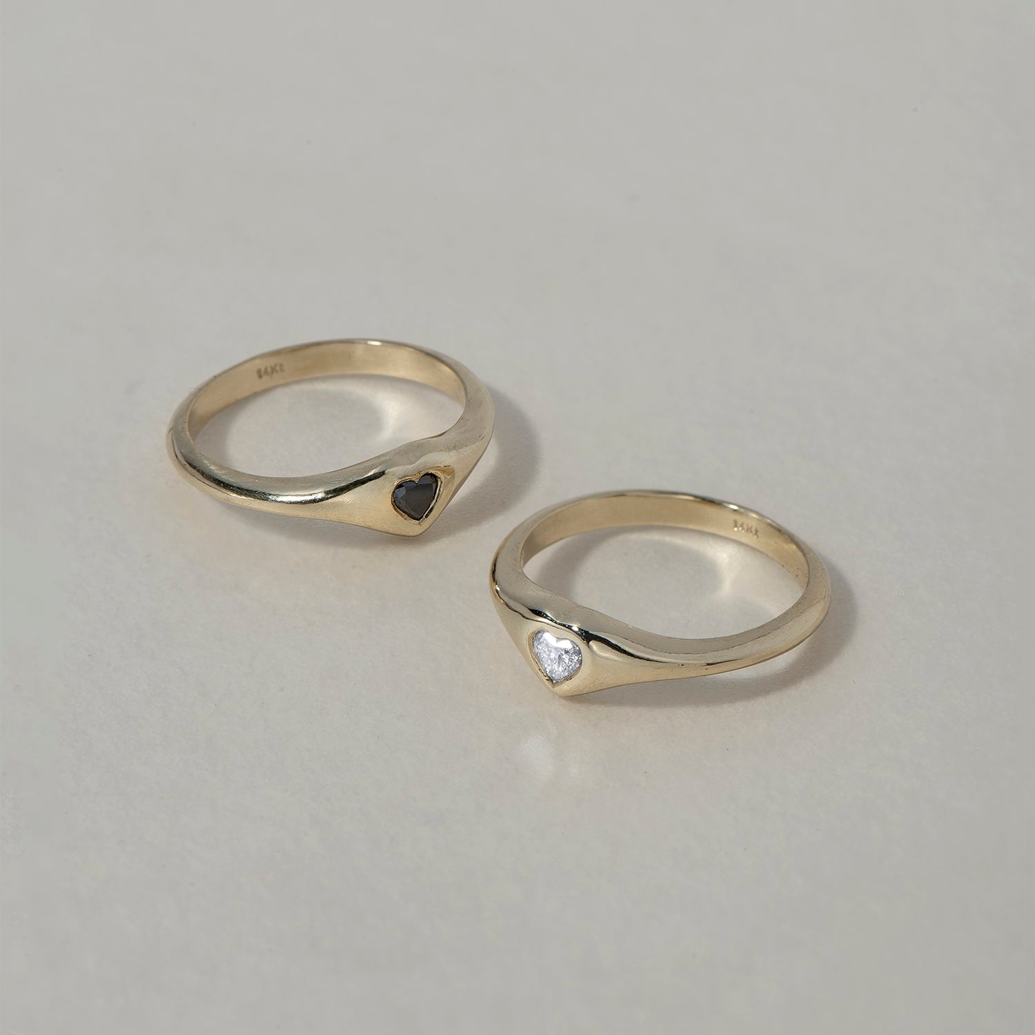 HEART RING - Ruby Star