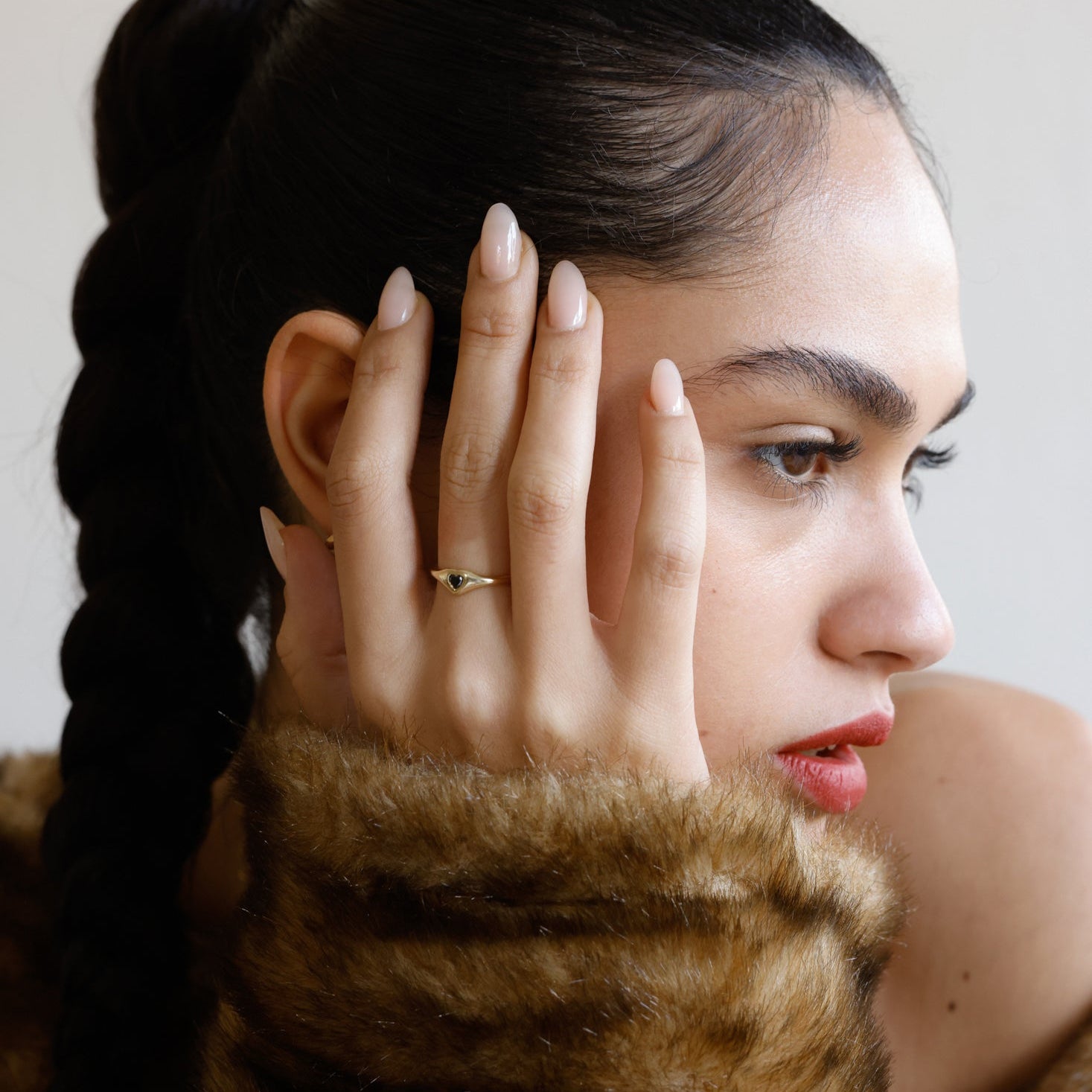 HEART RING - Ruby Star