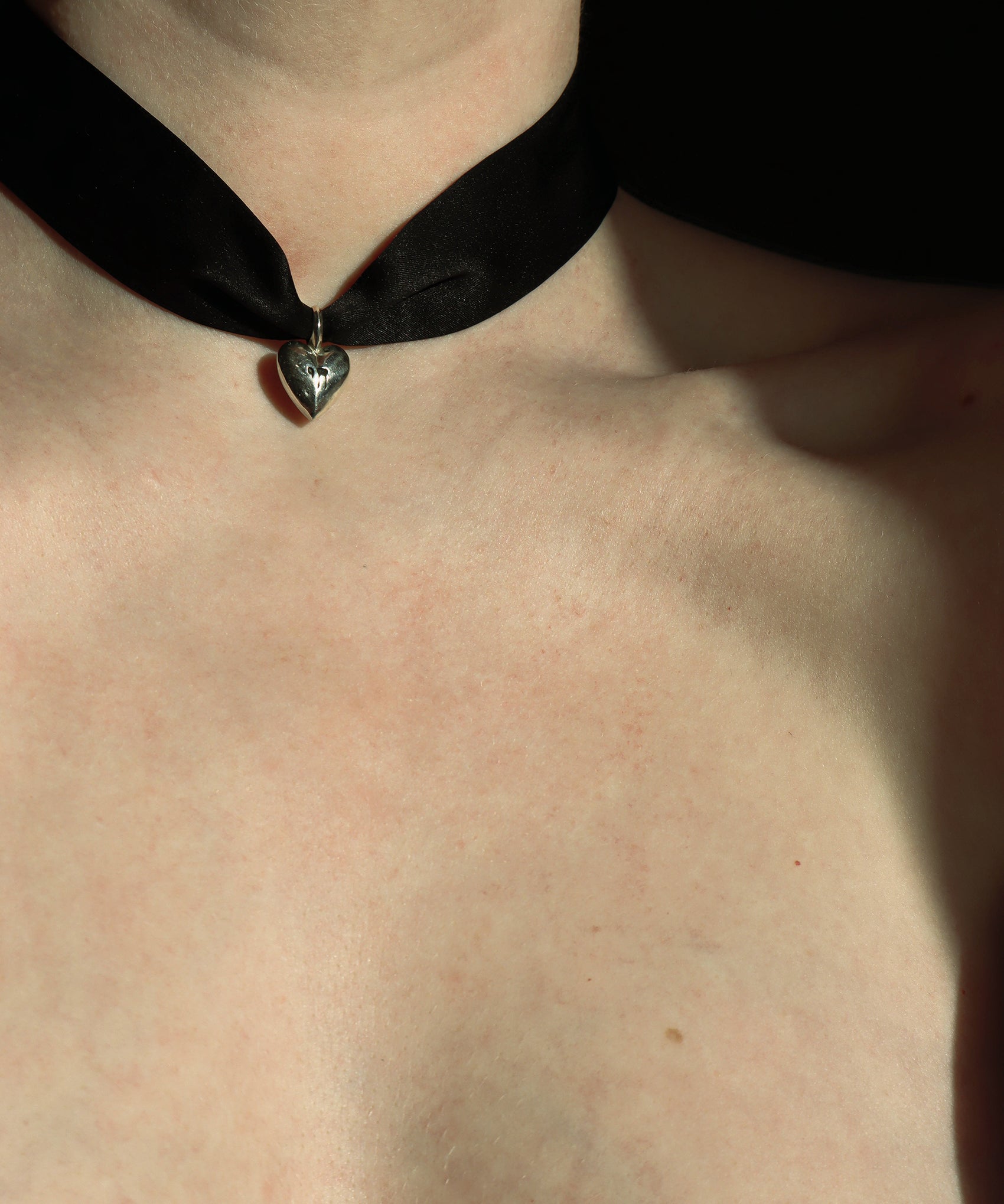 Black Silk לב חי - Ruby Star