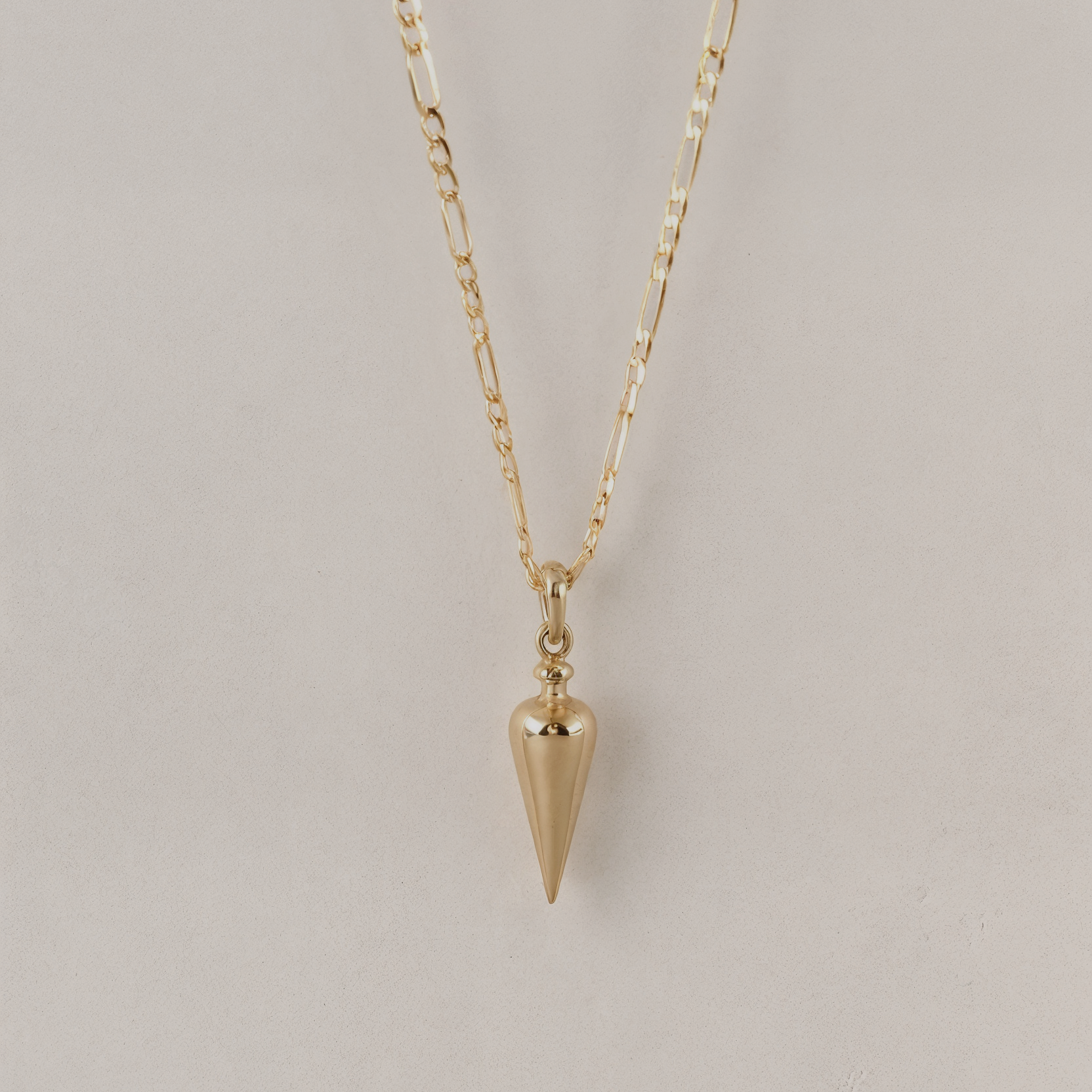AXIS PENDULUM FIGARO CHAIN - Ruby Star