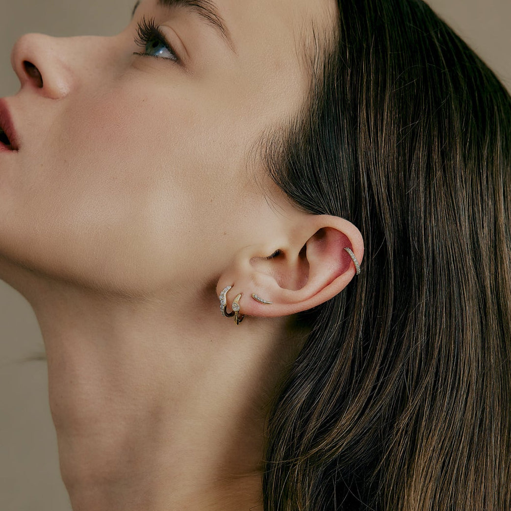 DIAMOND HUGGIE - Ruby Star