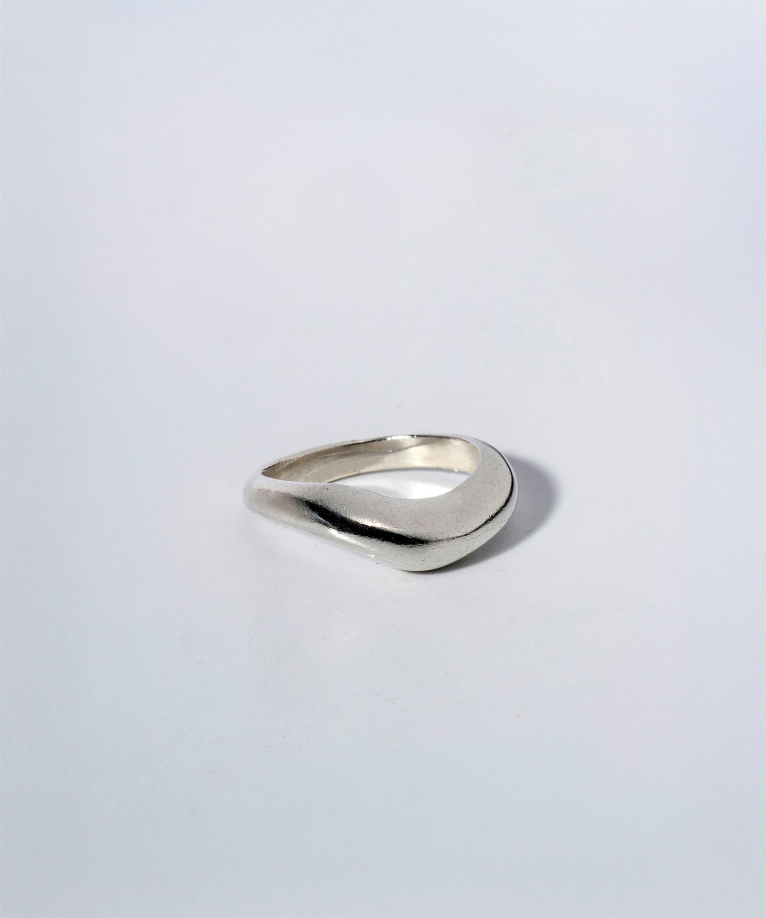 FORM RING - Ruby Star