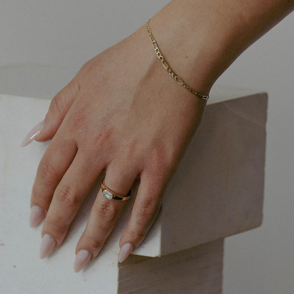 GOLD GOURMETTE BRACELET #1 - Ruby Star