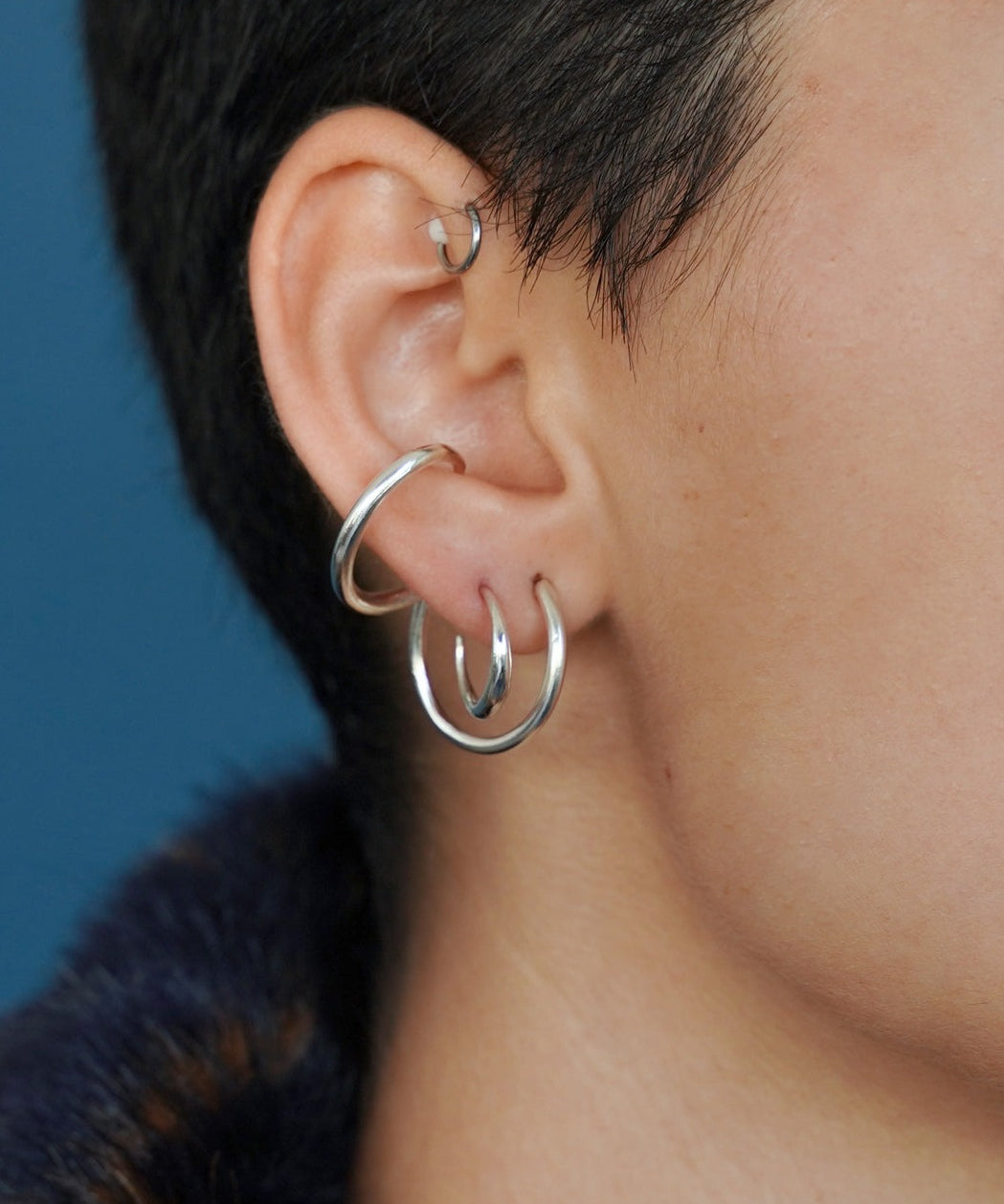 MINI LUNE EARRINGS - Ruby Star