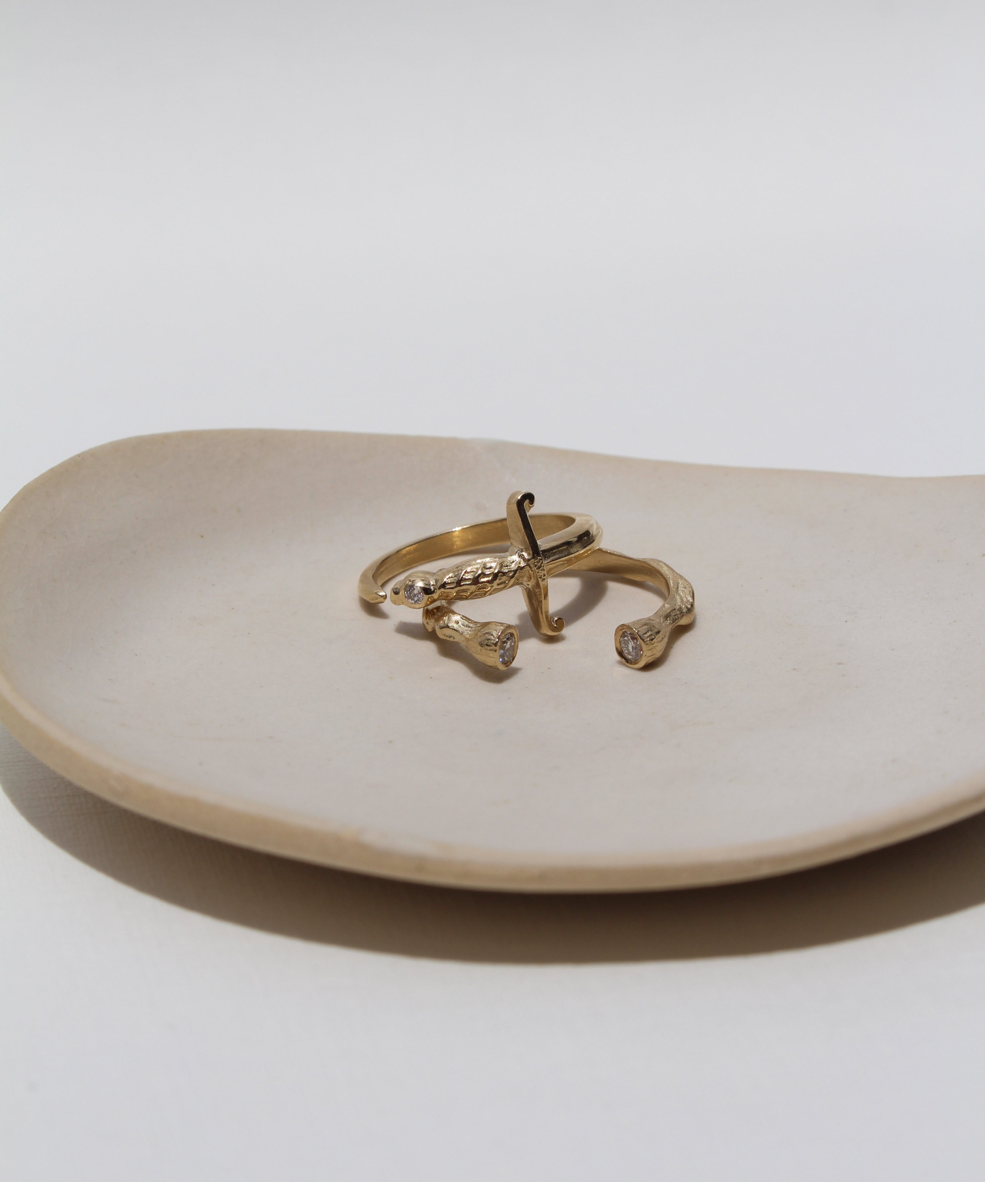 GOLD SWORD RING - Ruby Star