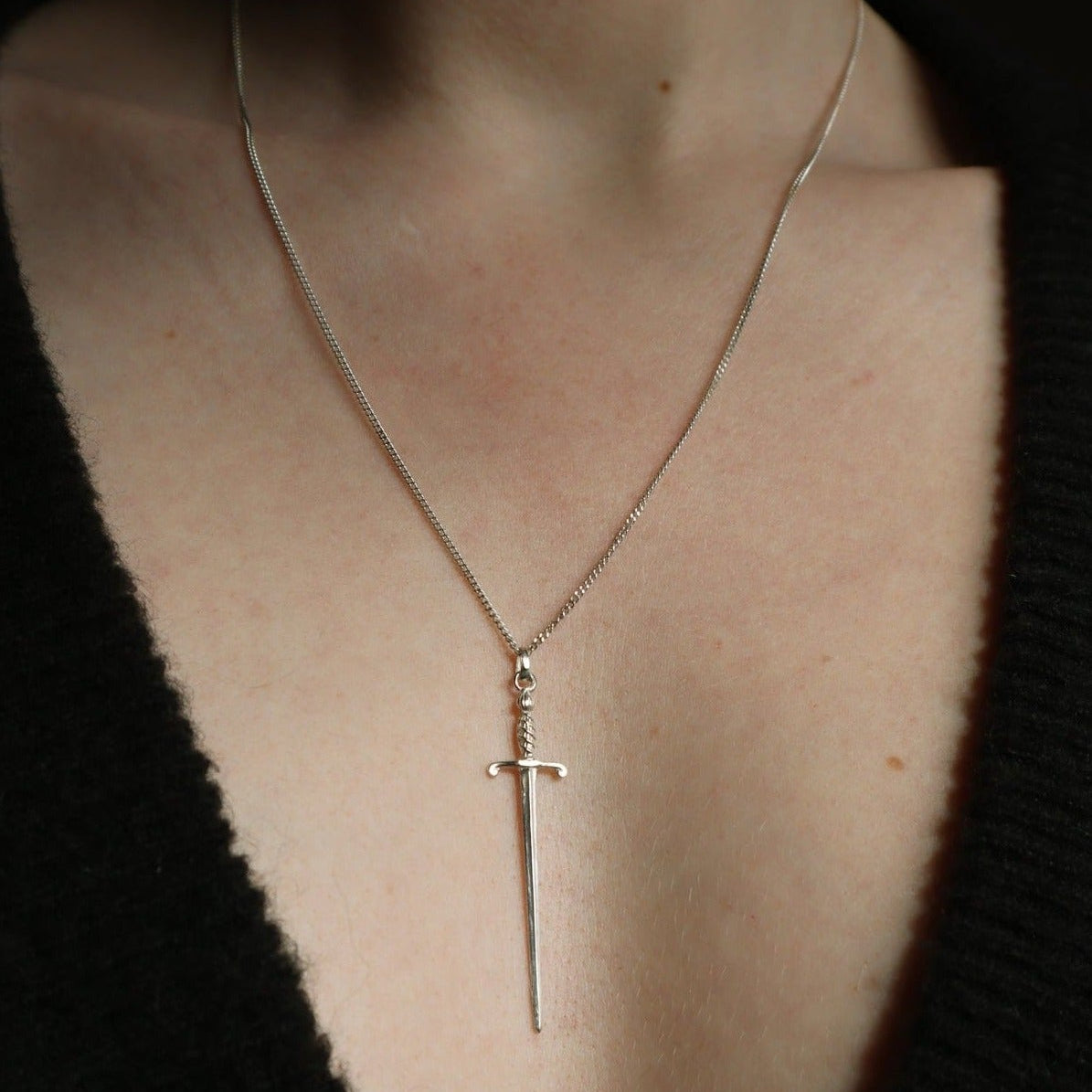 SWORD NECKLACE - Ruby Star