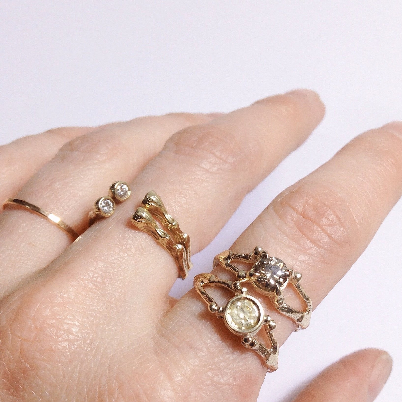 GOLD FLORA RING - Ruby Star