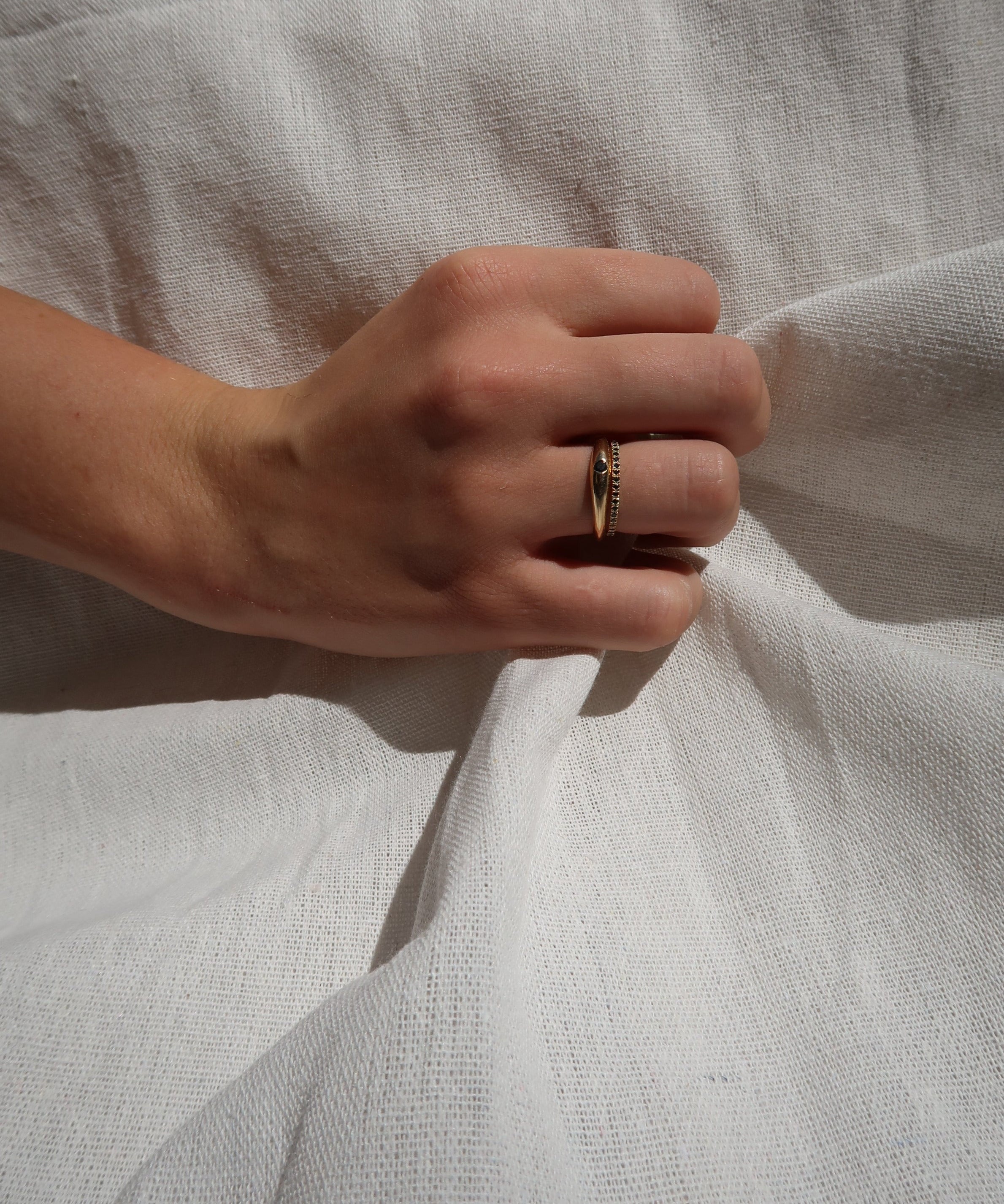 GOLD FLUX HALF ETERNITY RING - Ruby Star