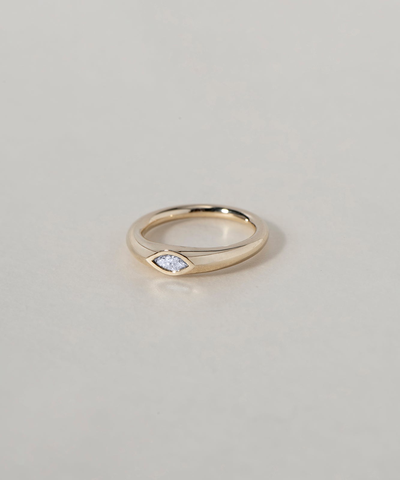 Copy of GOLD DUNE RING - Ruby Star