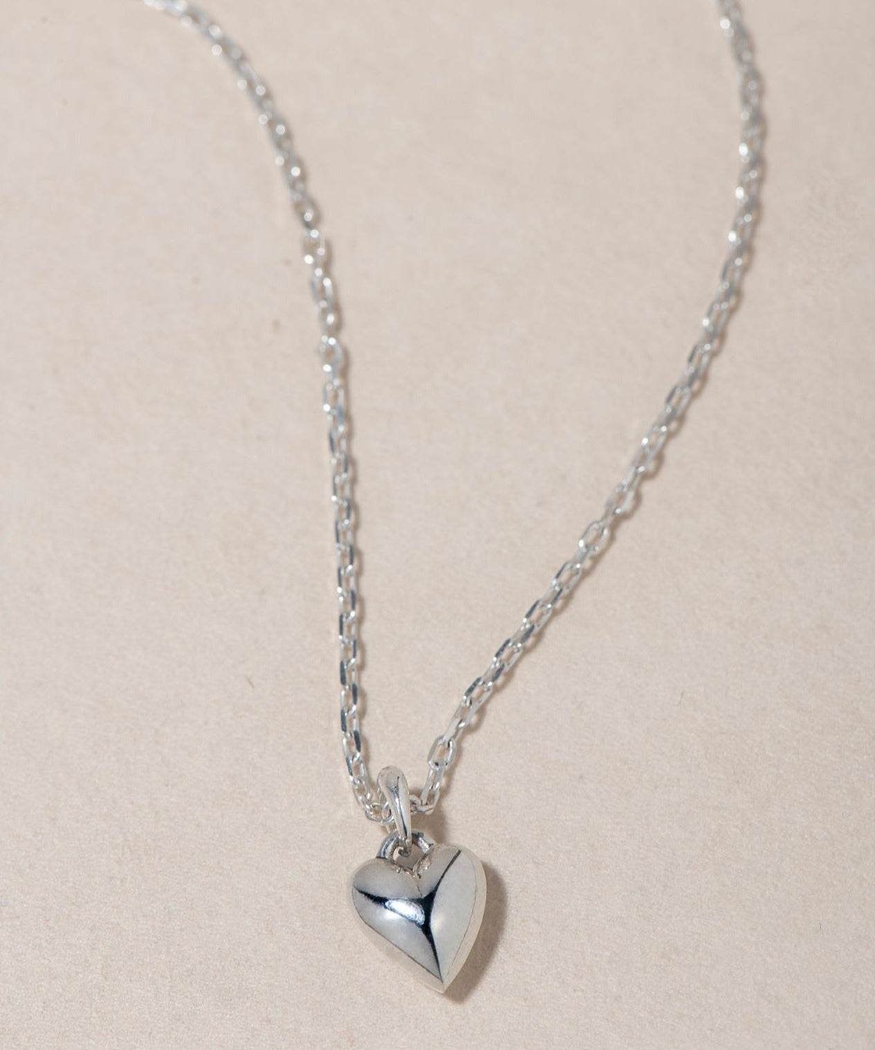 PURE HEART NECKLACE - Ruby Star