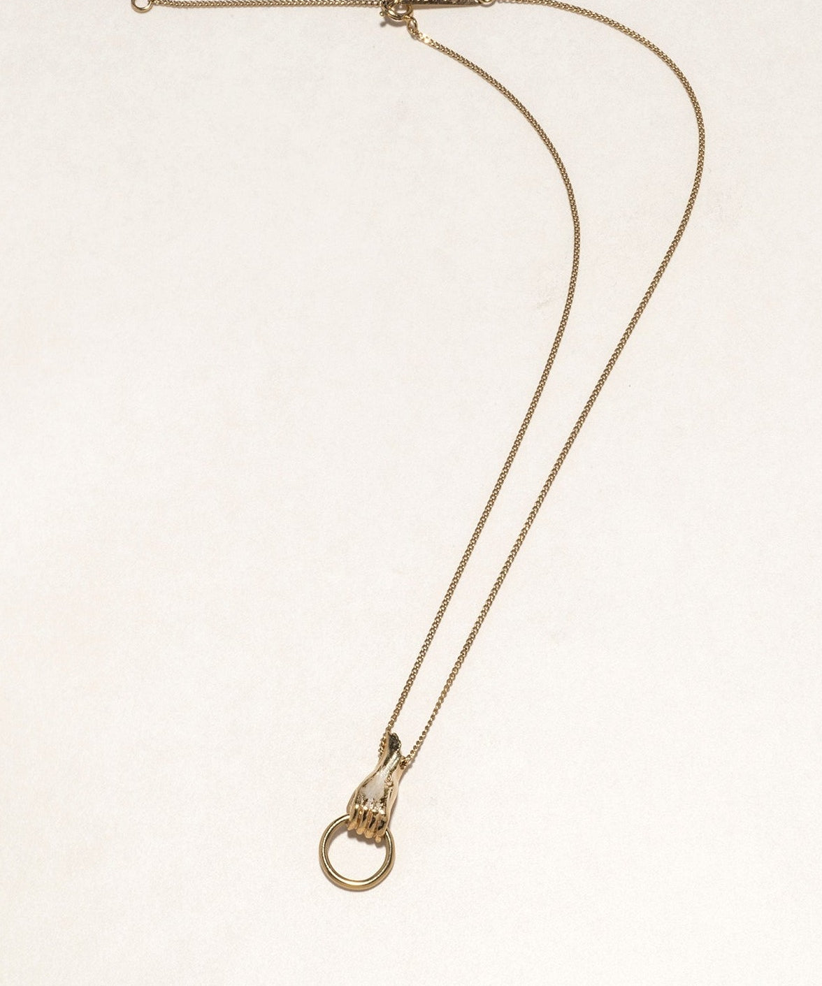 SOLID HAND NECKLACE - Ruby Star