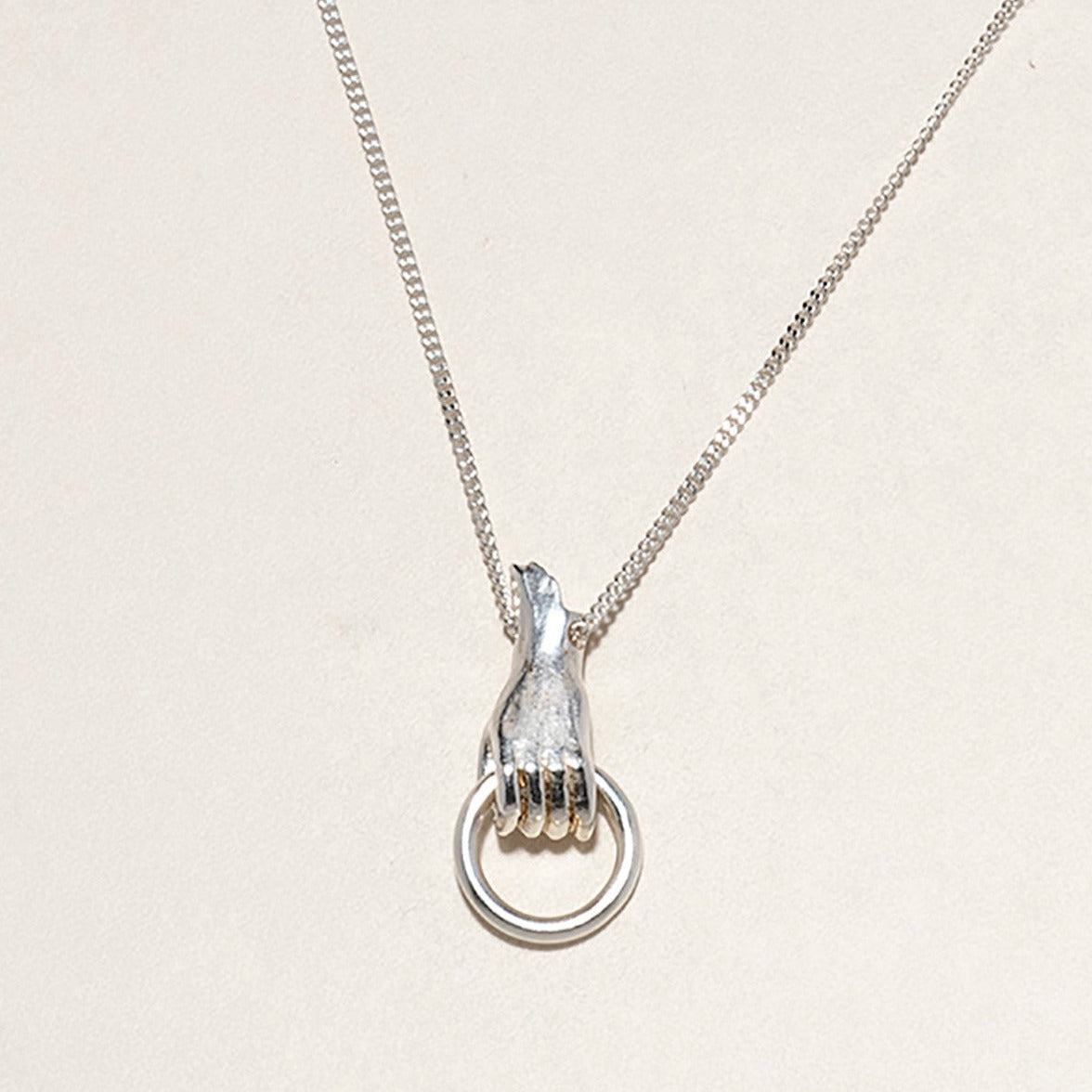 SOLID HAND NECKLACE - Ruby Star